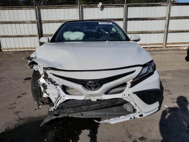 Toyota Camry Xse Image 6