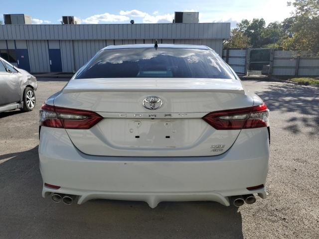 Toyota Camry Xse Image 10