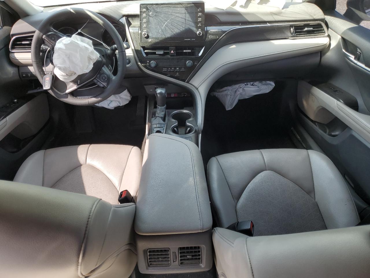 Toyota Camry Xse Image 12