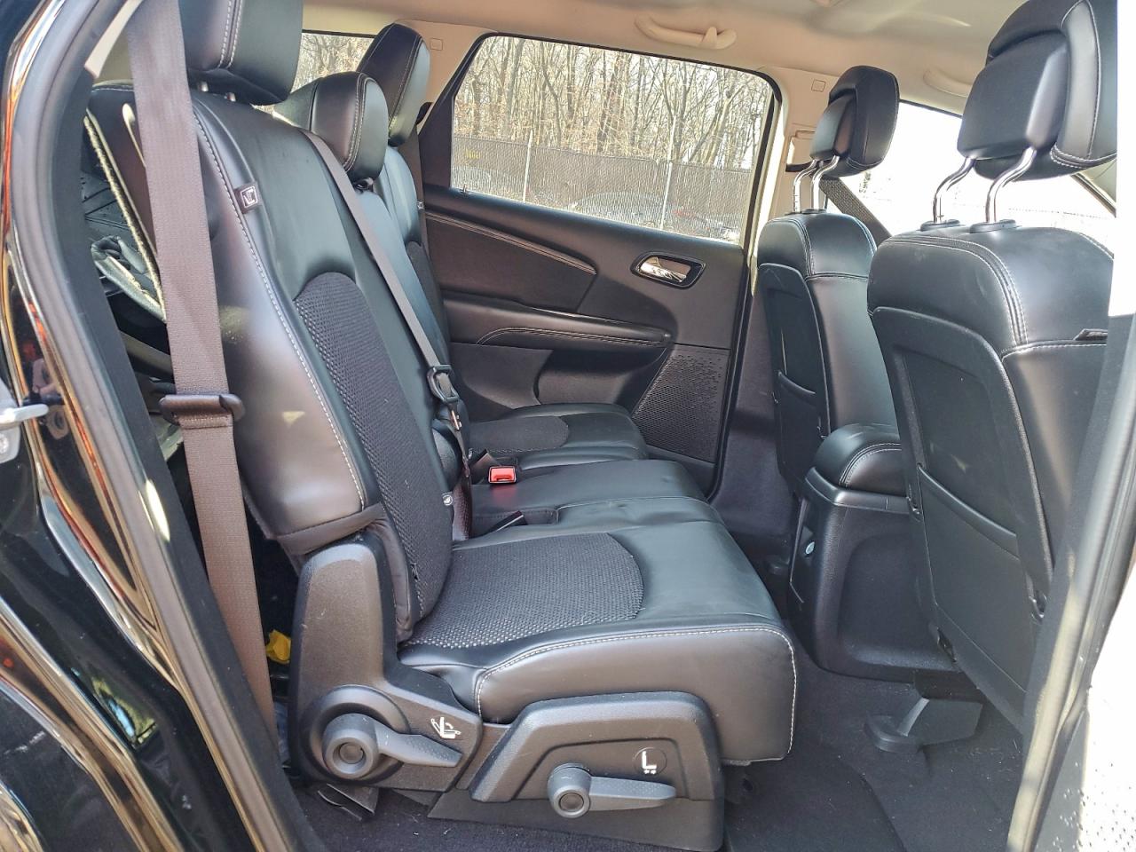 Dodge Journey Crossroad Image 11