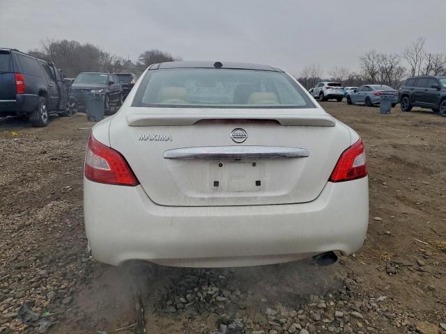 Nissan Maxima S Image 4