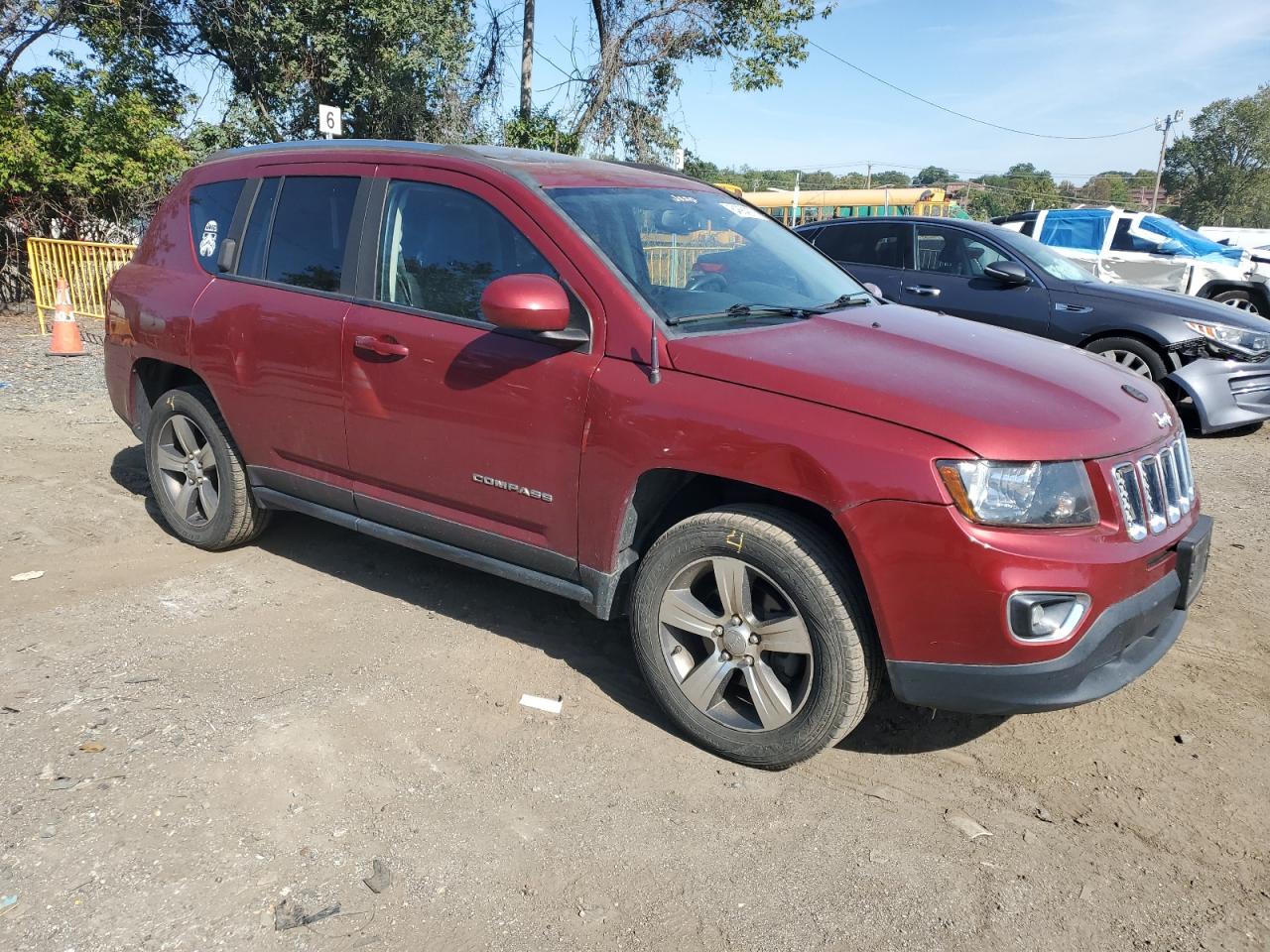 Jeep Compass Latitude Image 11