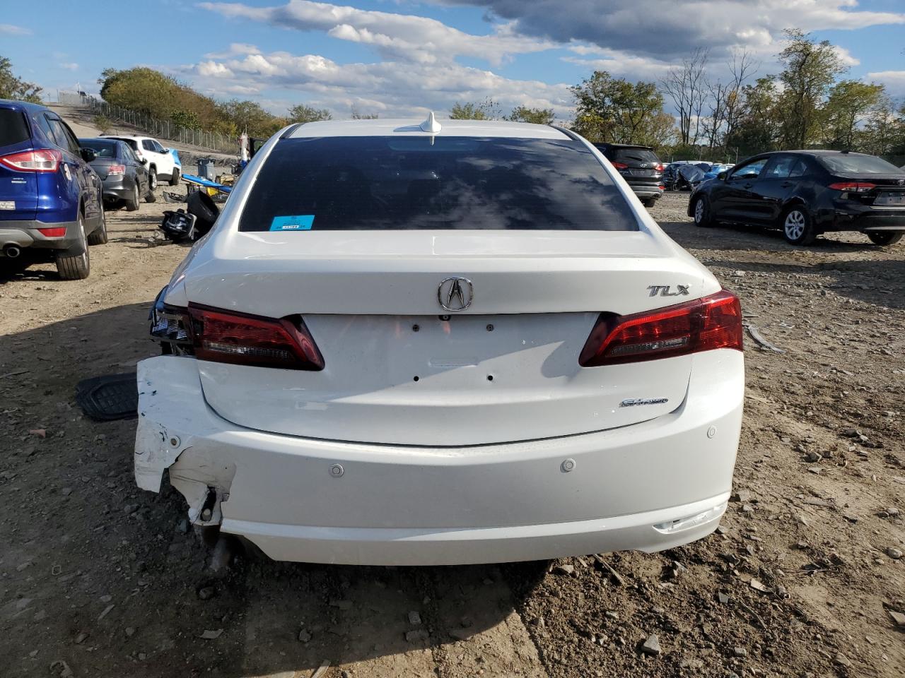 Acura TLX Advance Image 5