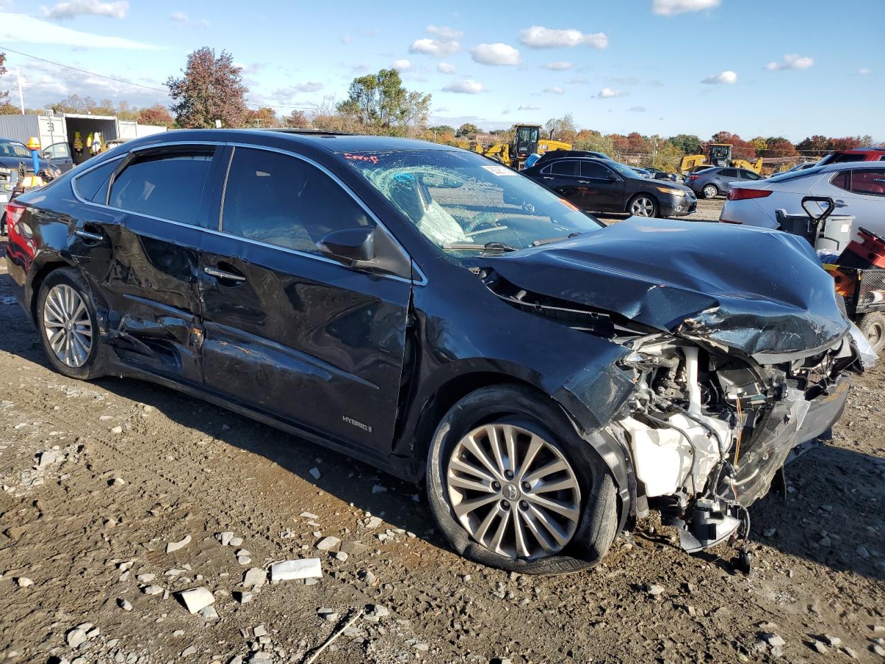 Toyota Avalon Hybrid Image 4