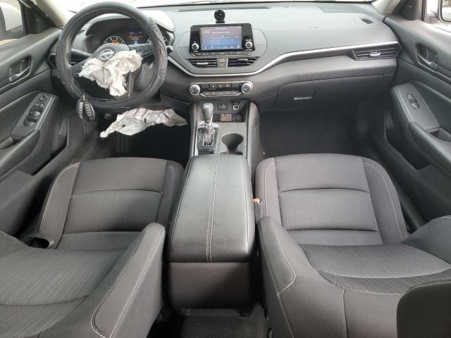 Nissan Altima S Image 8