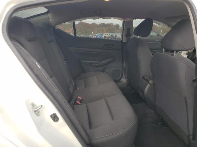 Nissan Altima S Image 11