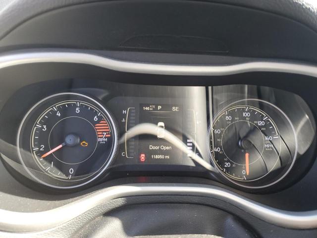 Jeep Grand Cherokee Latitude Plus Image 9