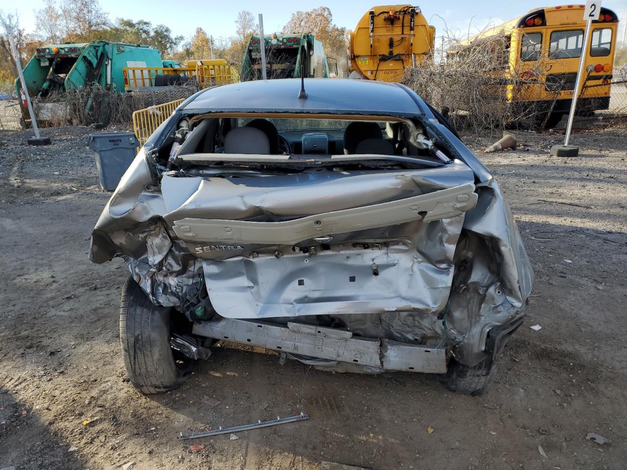 Nissan Sentra 2.0 Image 10