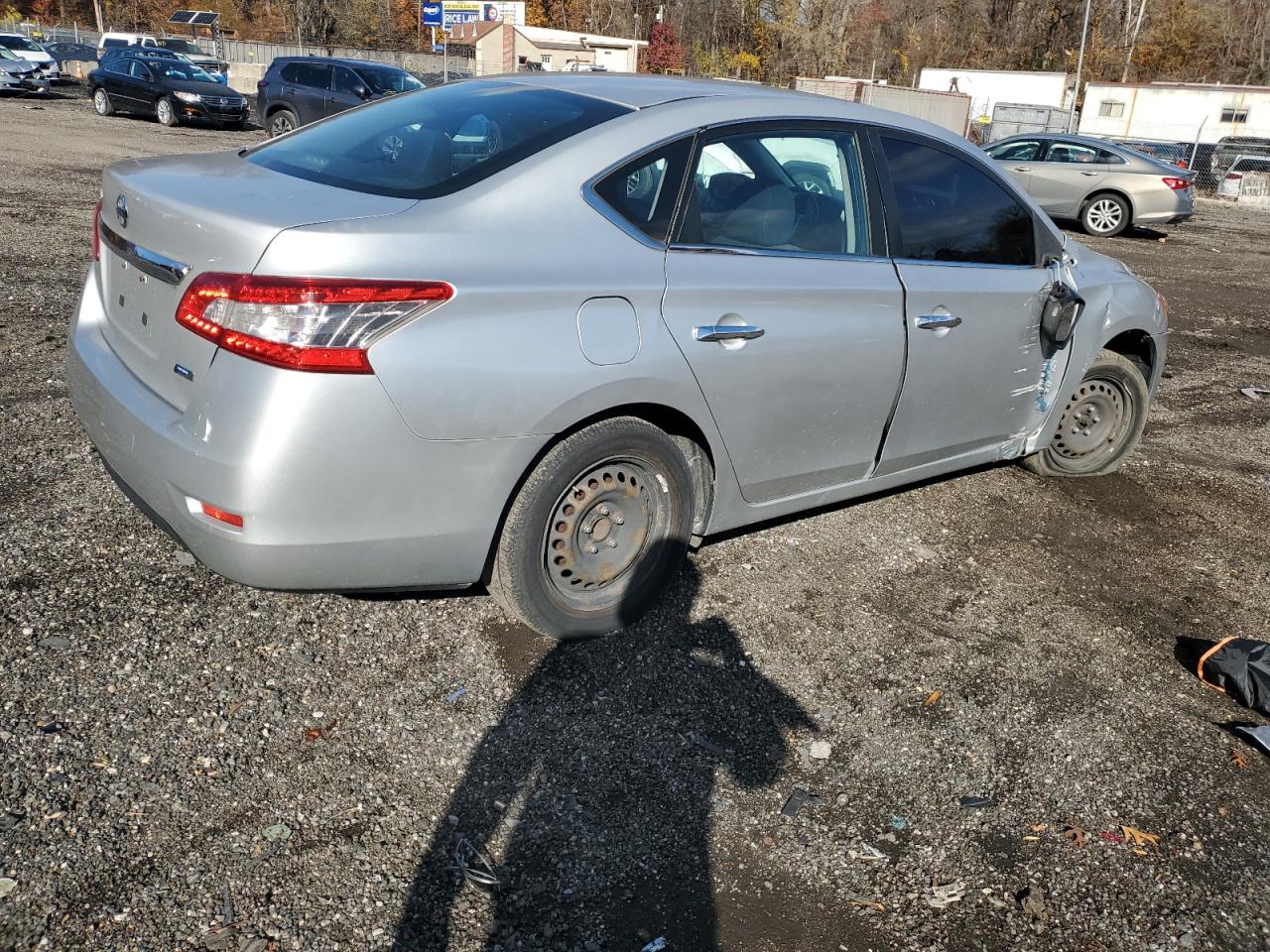 Nissan Sentra S Image 9