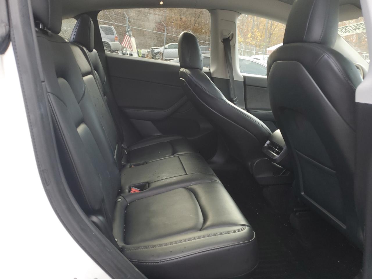 Tesla Model Y Image 7