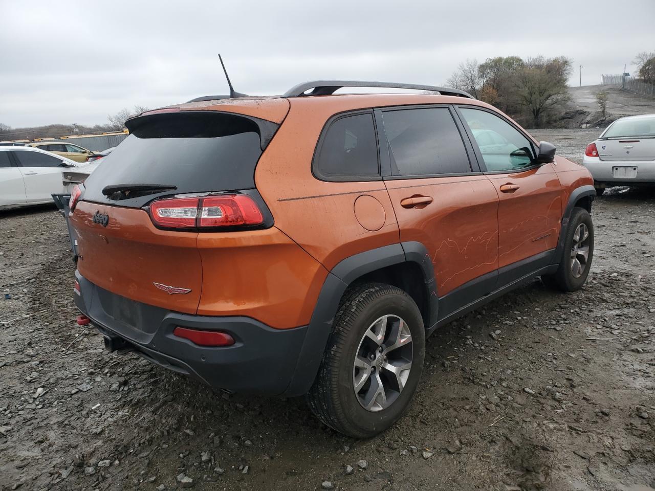 Jeep Cherokee Trailhawk Image 12