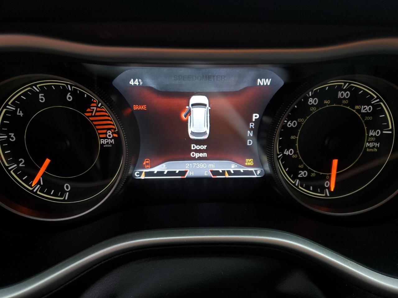 Jeep Cherokee Trailhawk Image 4