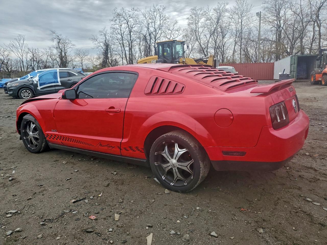 Ford Mustang Image 6