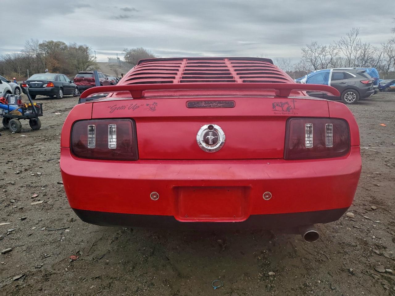 Ford Mustang Image 8