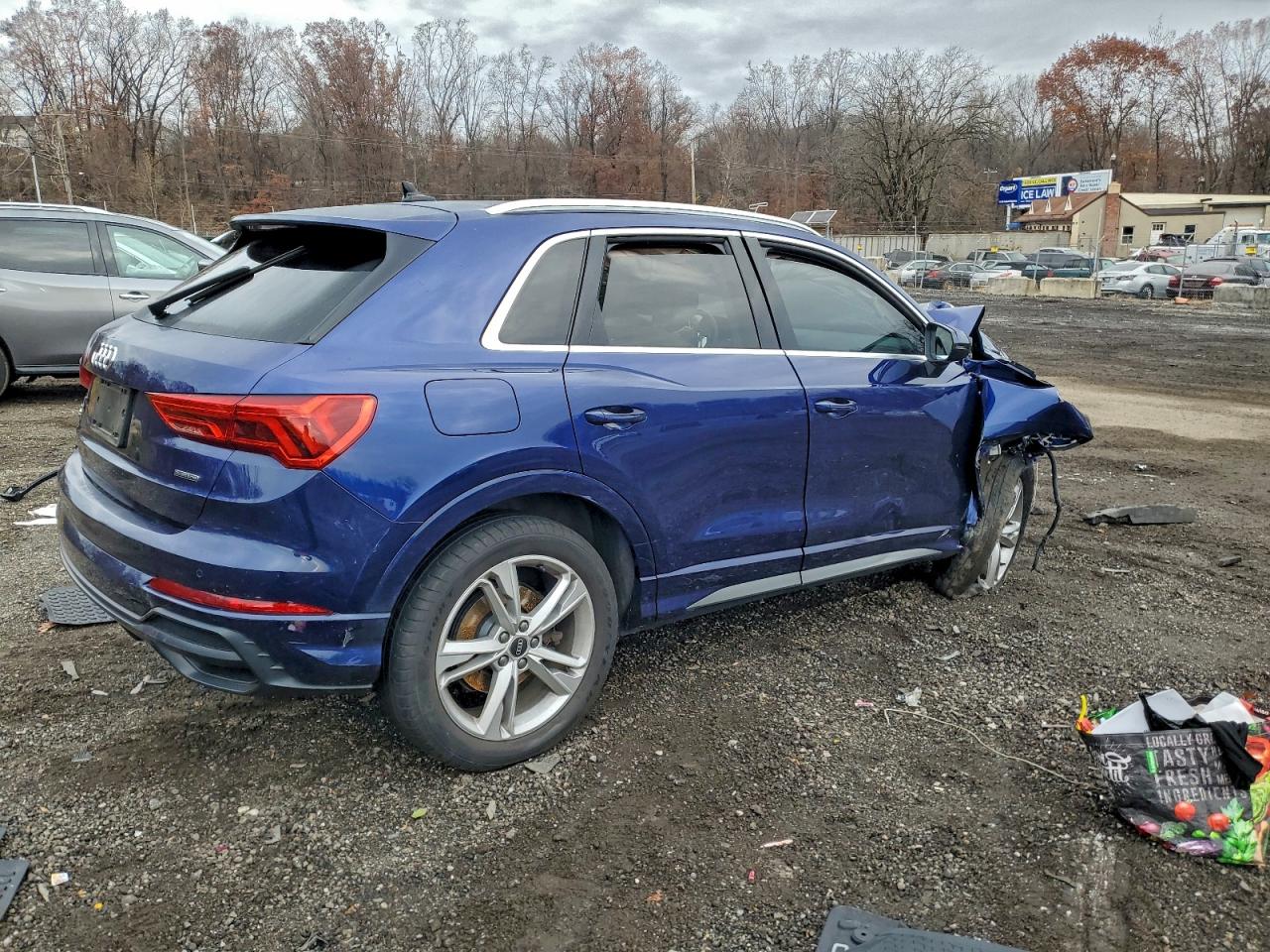 Audi Q3 Premium Plus S Line 45 Image 7