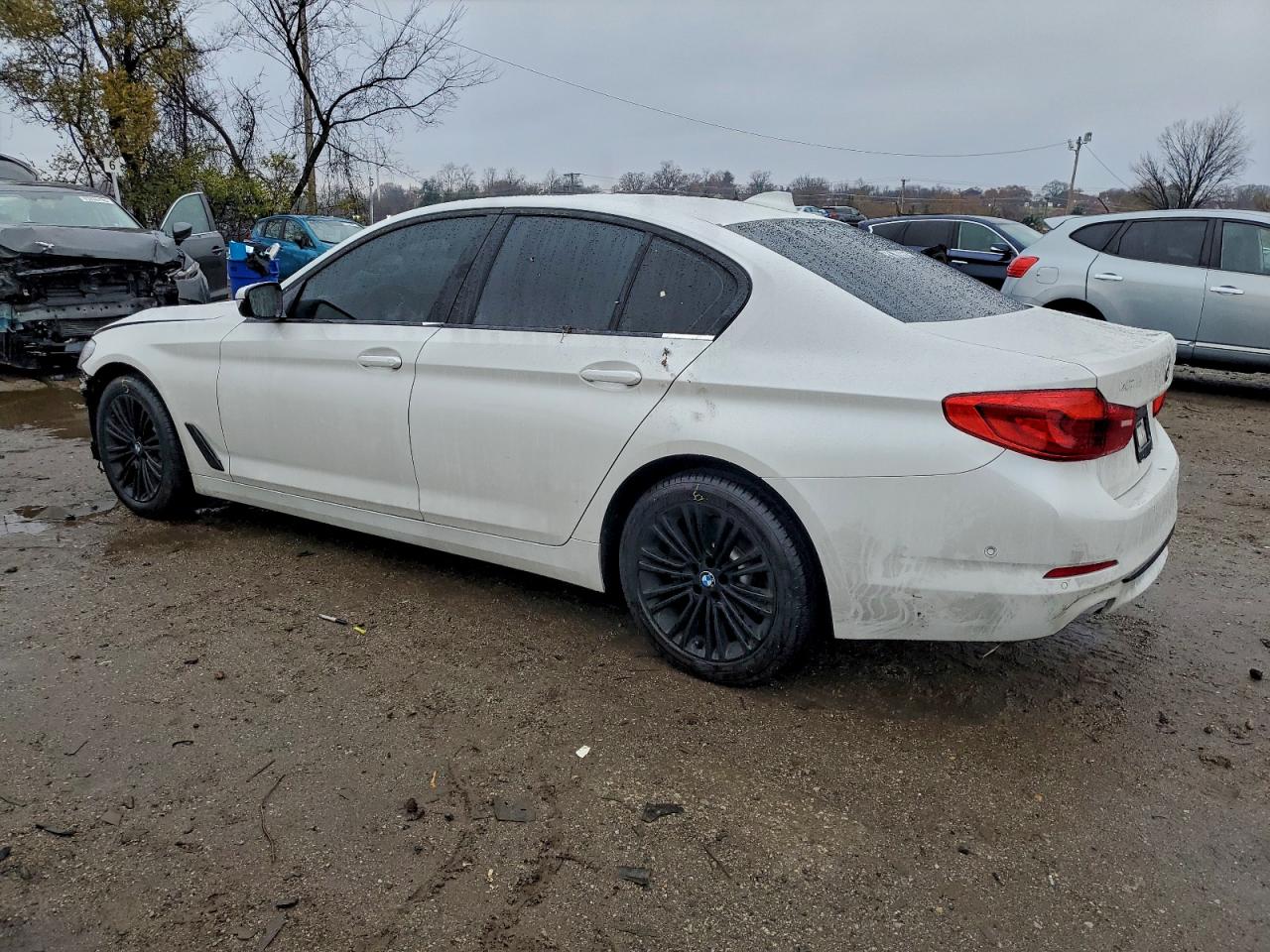 BMW 5 Series Xi Image 12