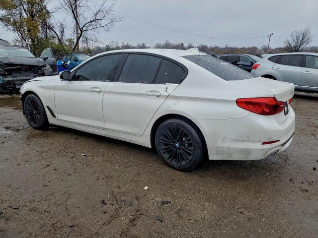 BMW 5 Series Xi Image 12