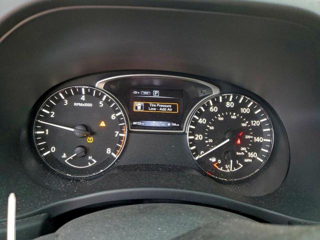 Nissan Pathfinder S Image 10