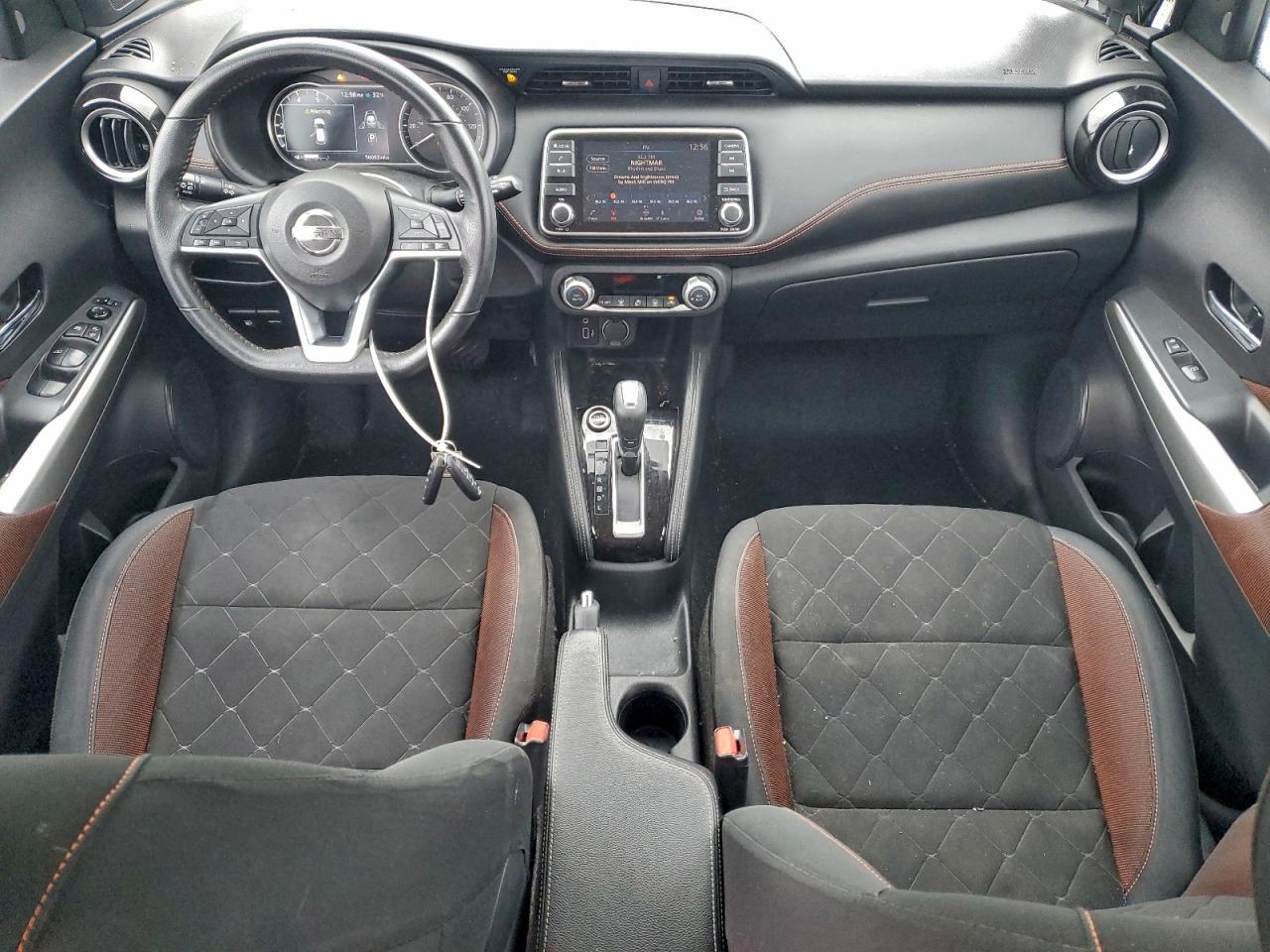 Nissan Kicks Sr Image 12