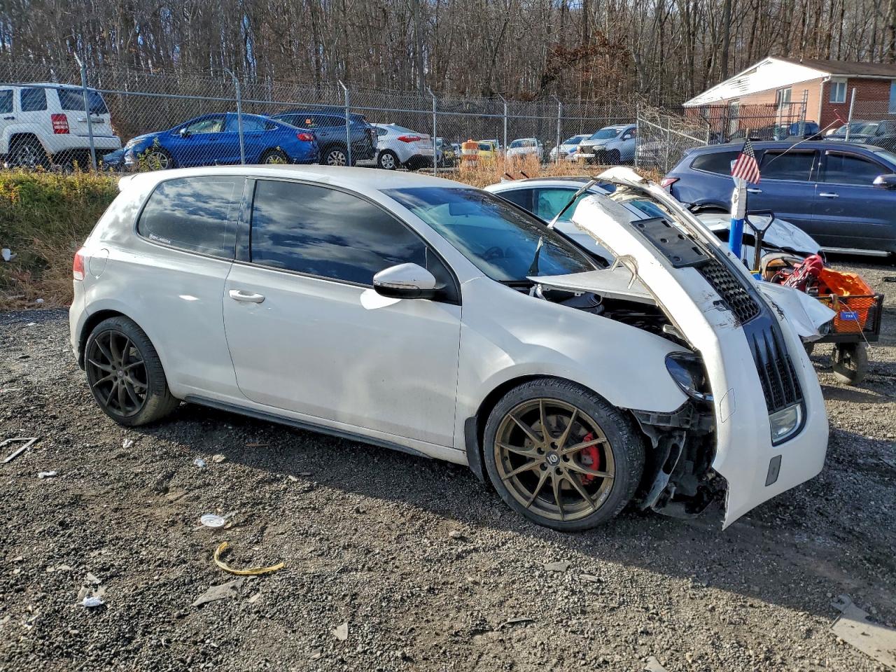 Volkswagen GTI Image 4