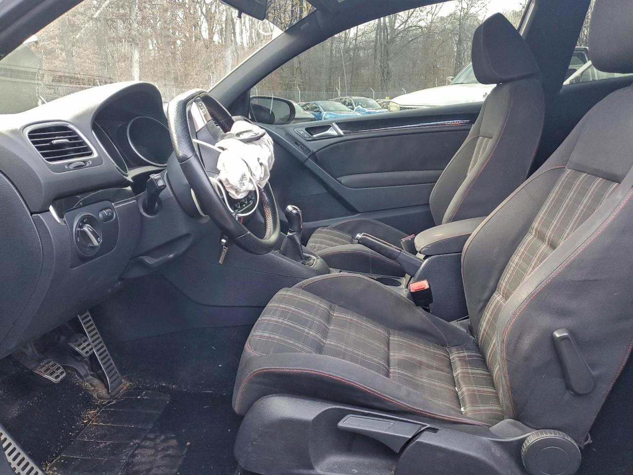 Volkswagen GTI Image 3