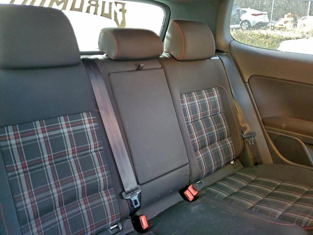 Volkswagen GTI Image 9