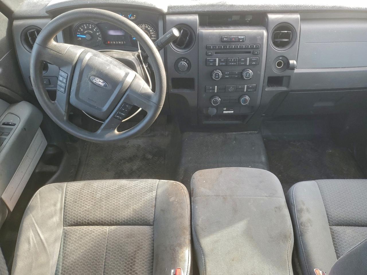 Ford F-150 Super Cab Image 6