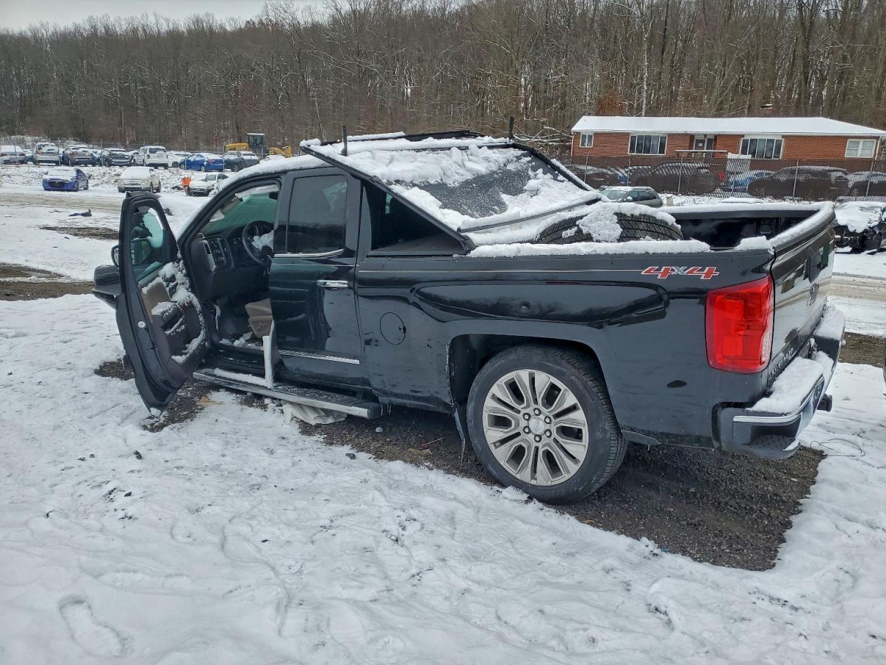 Chevrolet Silverado K1500 Ltz Image 9