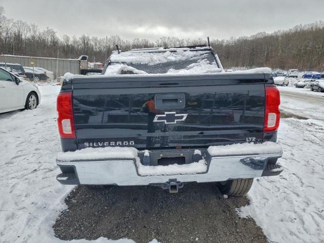 Chevrolet Silverado K1500 Ltz Image 2