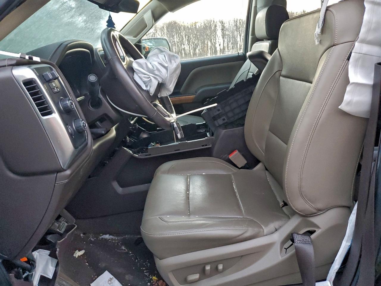 Chevrolet Silverado K1500 Ltz Image 4