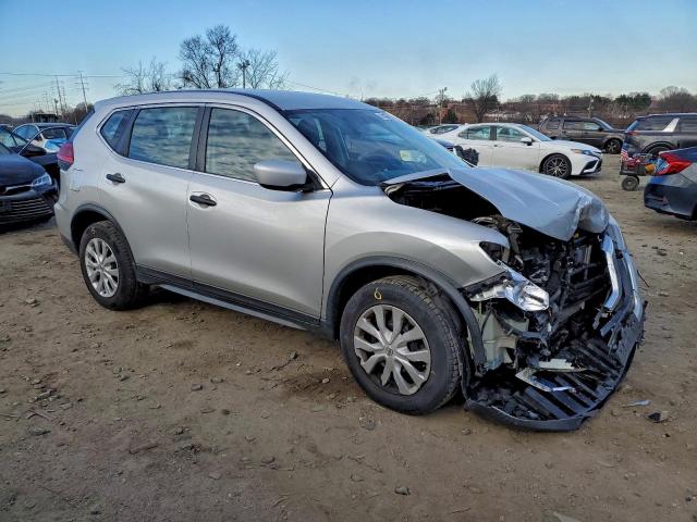 Nissan Rogue S Image 3