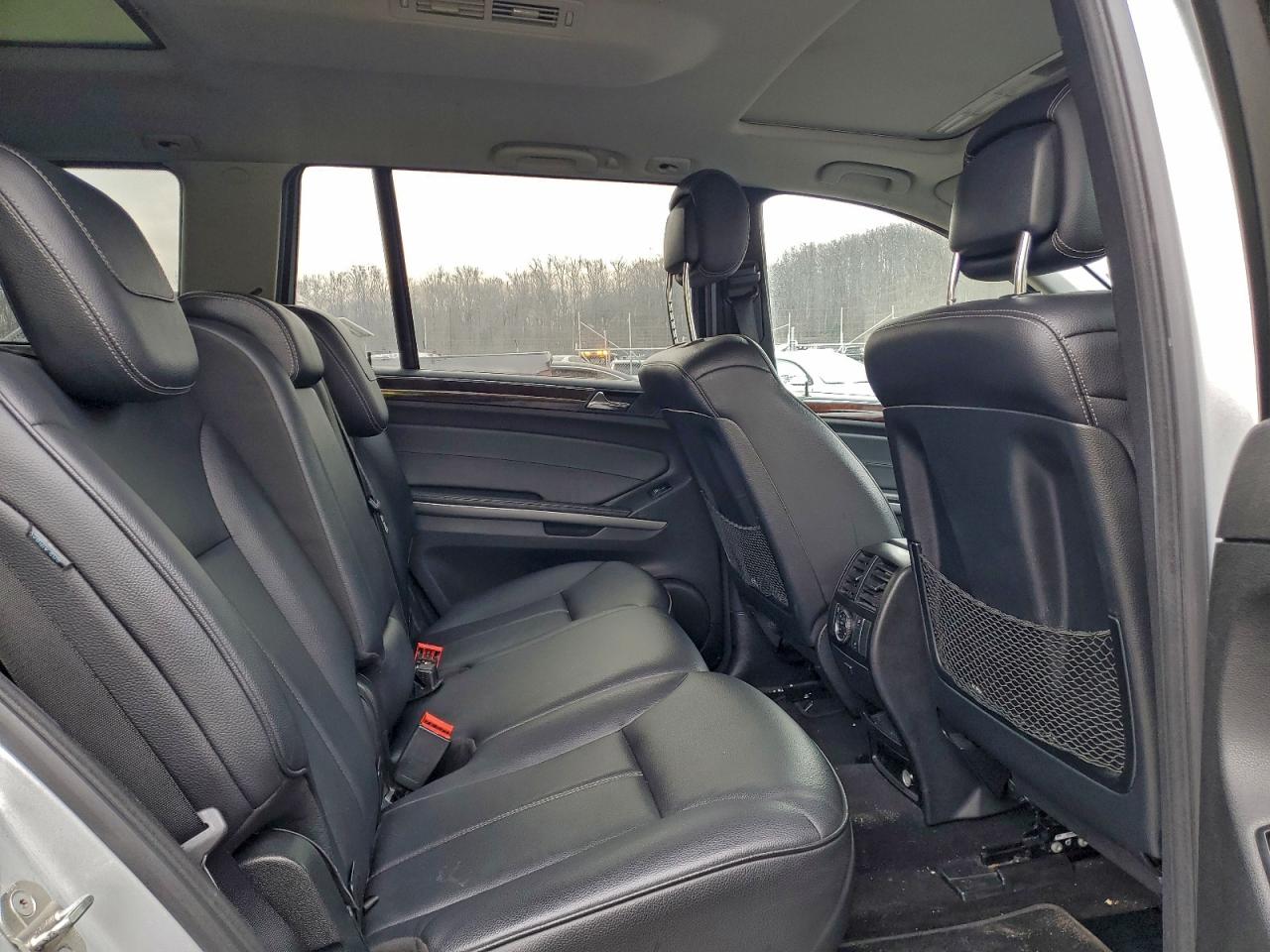 Mercedes-Benz G-Class 450 4matic Image 4