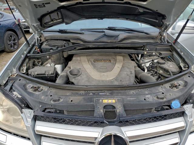 Mercedes-Benz G-Class 450 4matic Image 11