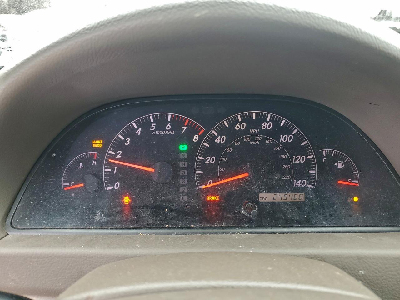 Toyota Camry Le Image 10