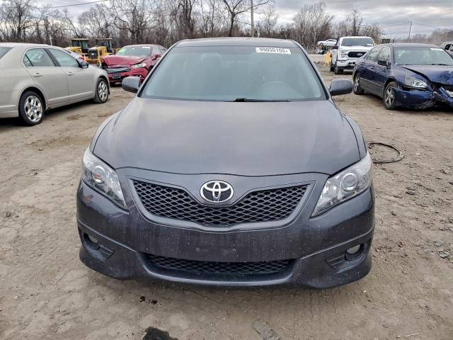 Toyota Camry Base Image 12