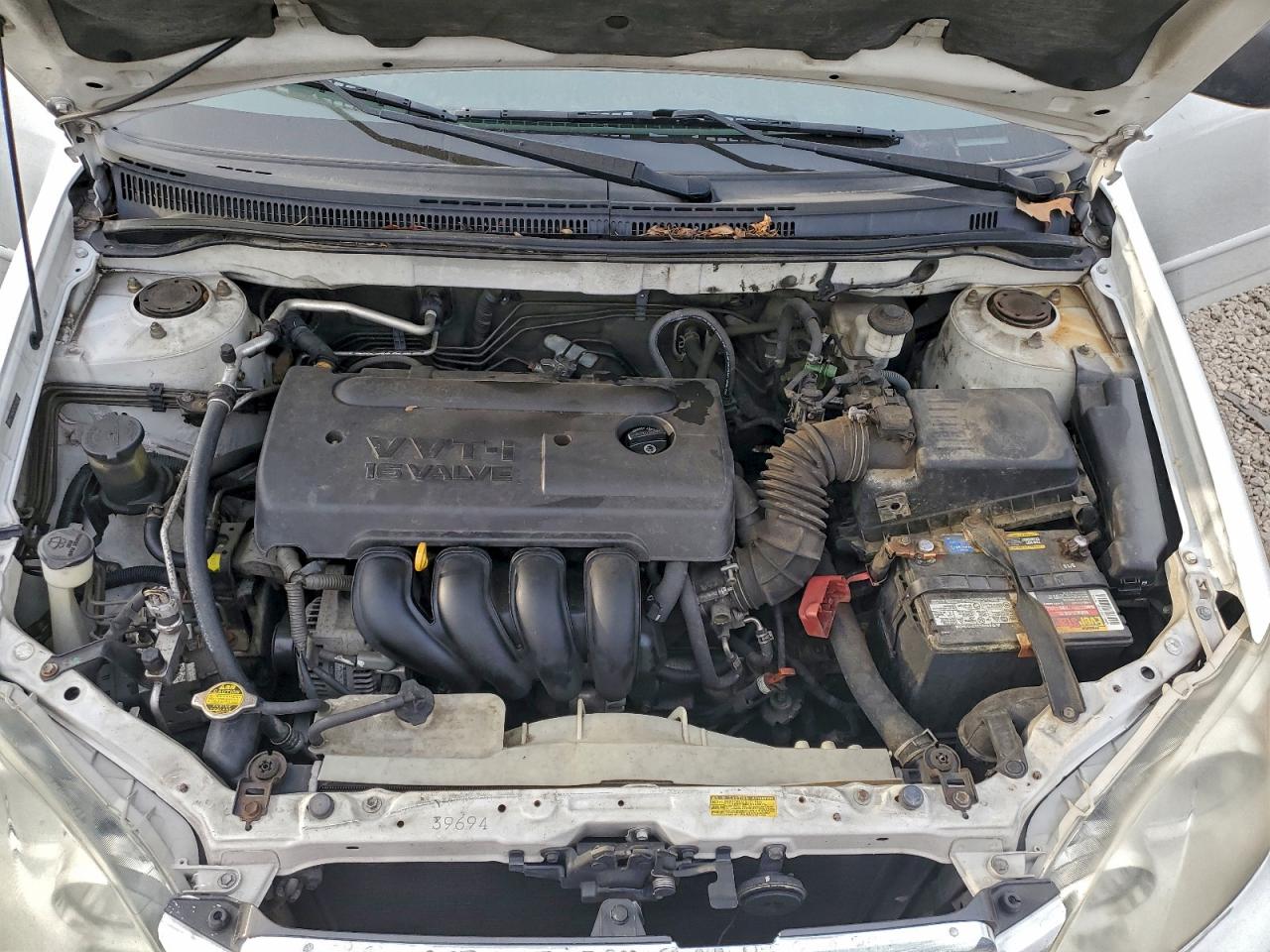 Toyota Corolla Ce Image 13