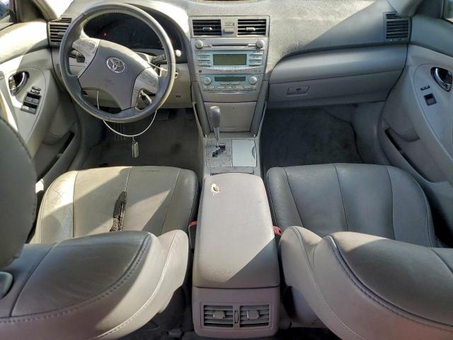 Toyota Camry Hybrid Image 10