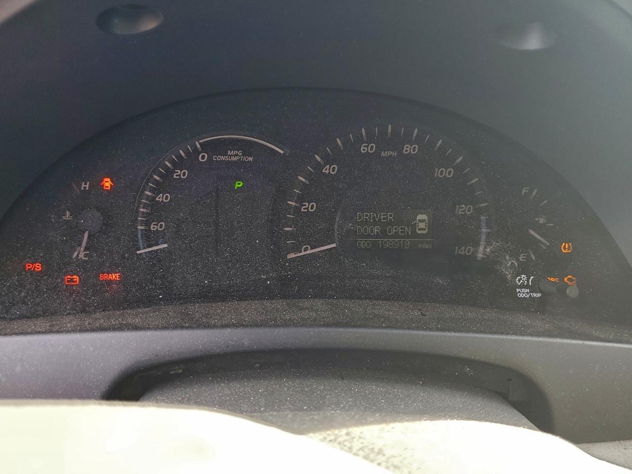 Toyota Camry Hybrid Image 5