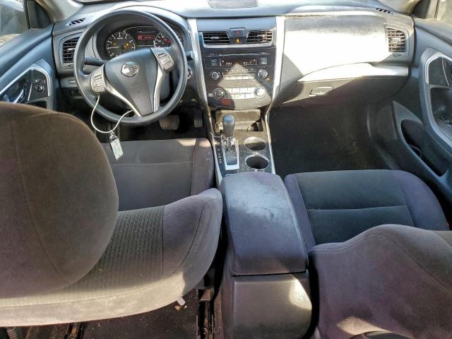 Nissan Altima 2.5 Image 6