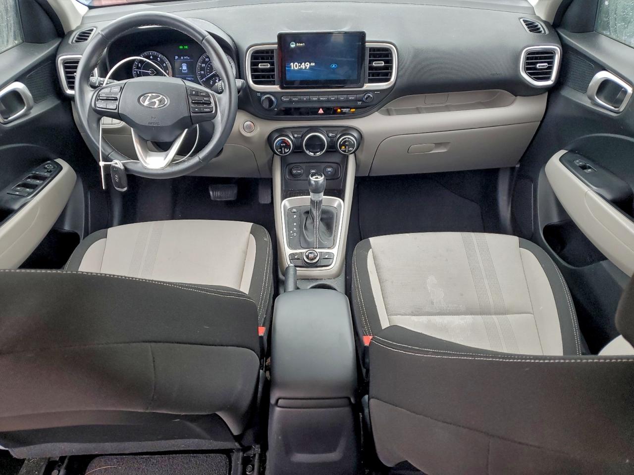 Hyundai VENUE Sel Image 2